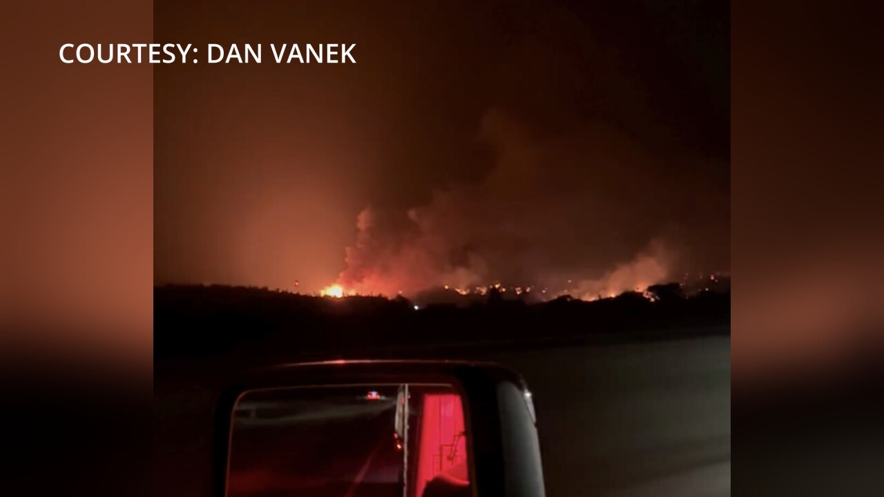Reed Point Fire Crews battle wildfire near Reed Point in Hobble Diamond Ranch