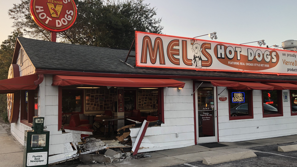 mels-hot-dogs.png
