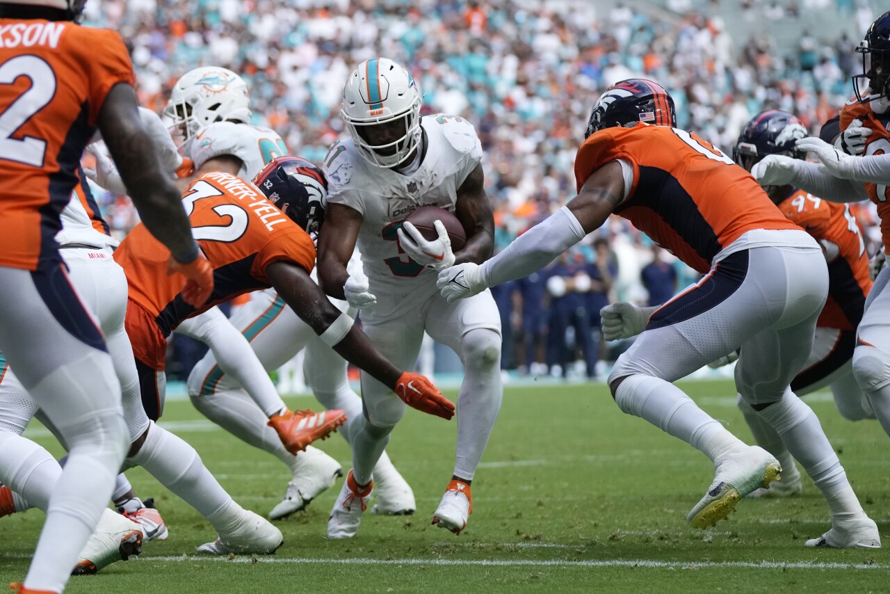 Miami Dolphins running back Raheem Mostert scores TD in second half vs. Denver Broncos, Sept. 24, 2023