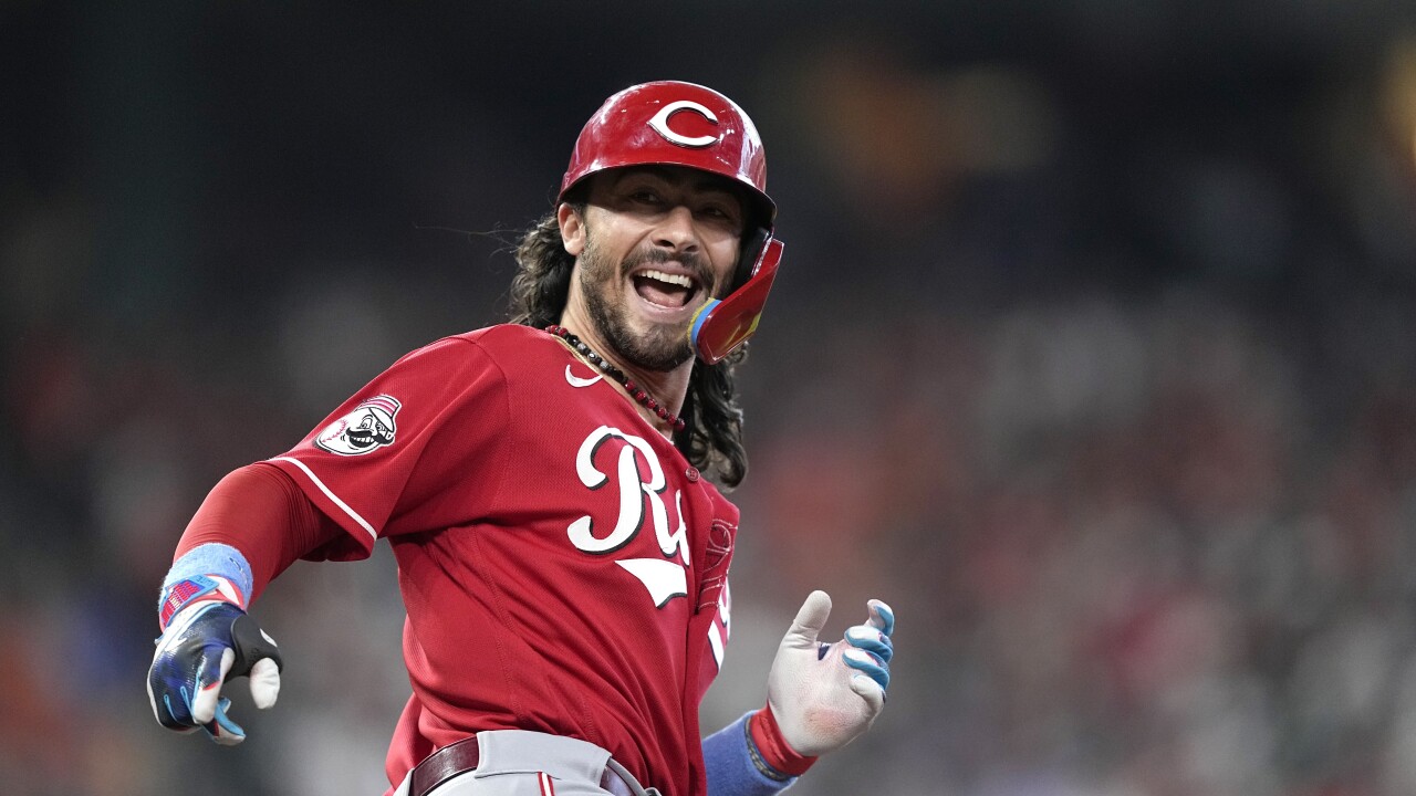 Reds, Jonathan India agree to 2-year contract, avoiding arbitration