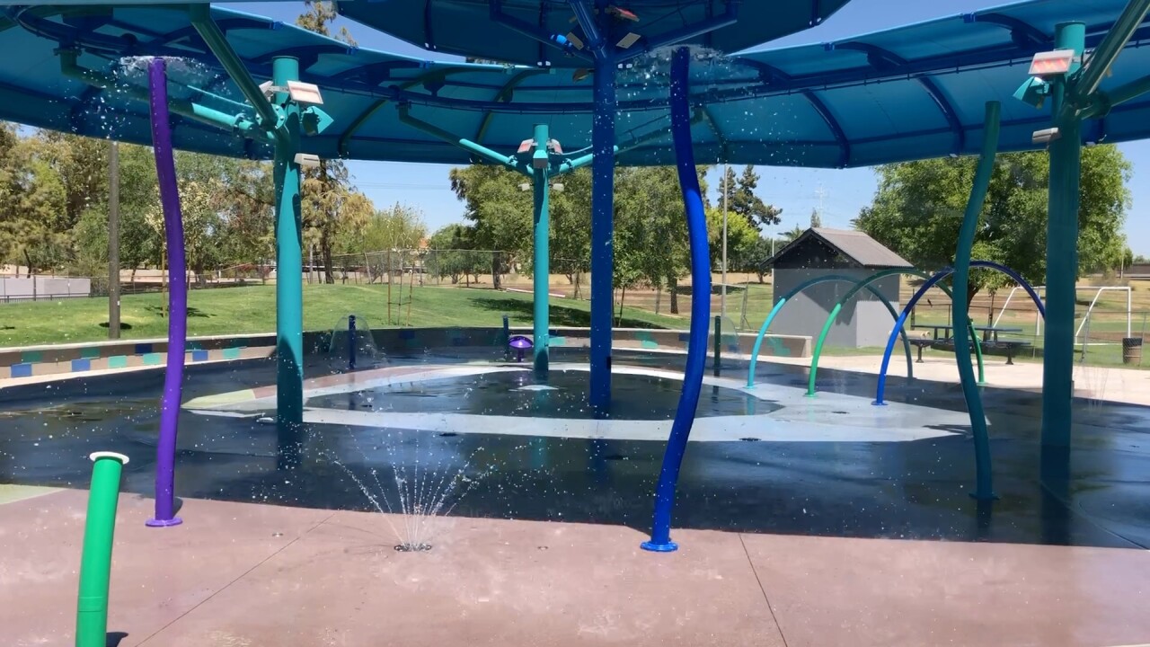 Summer In Arizona 100 Splash Pads And Community Pools To Keep Cool Around Phoenix
