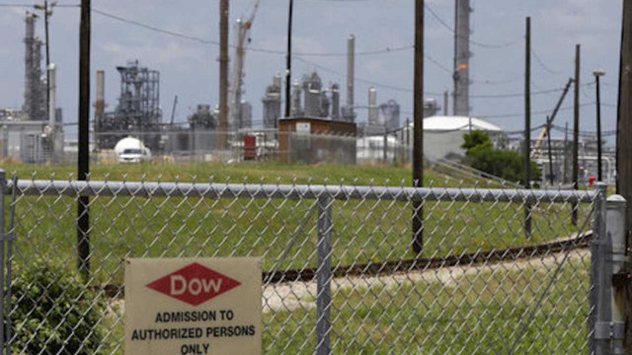 States sue over EPA's decision to keep pesticide on market