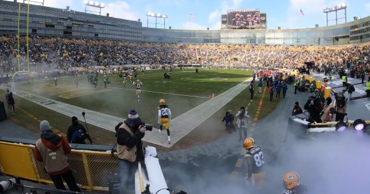 Packers 2021 Schedule Features Five Primetime Games And Christmas Day At Lambeau Christmas Day Packer Game 2021