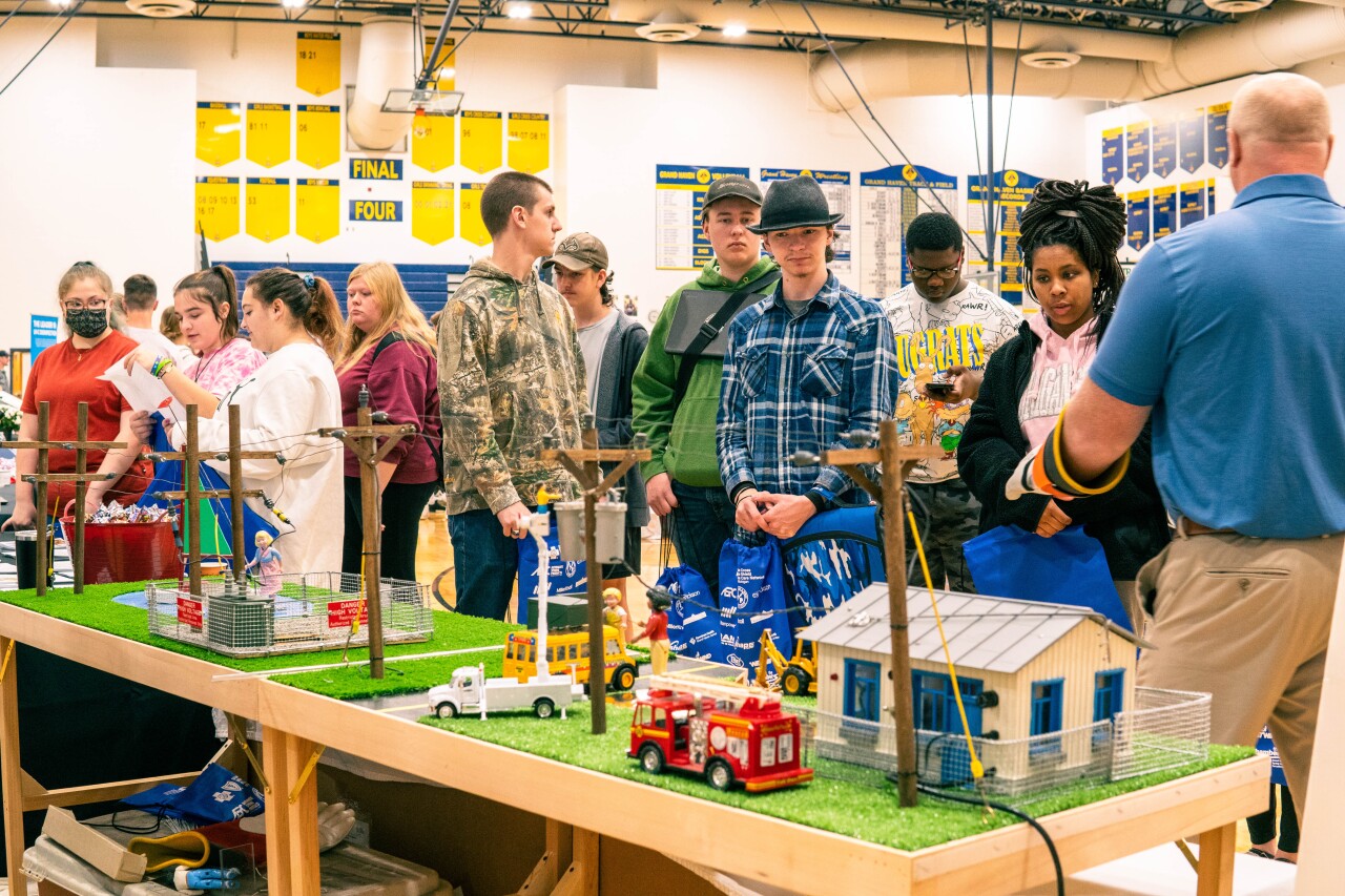 Job Expo Booth - Power Grid