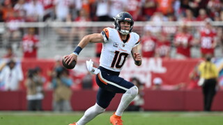 Broncos 49ers Football