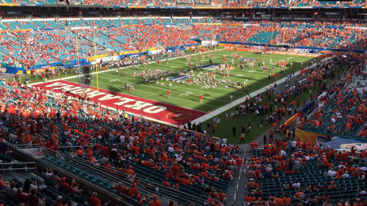 PICS: OU vs. Clemson in 2015 Orange Bowl