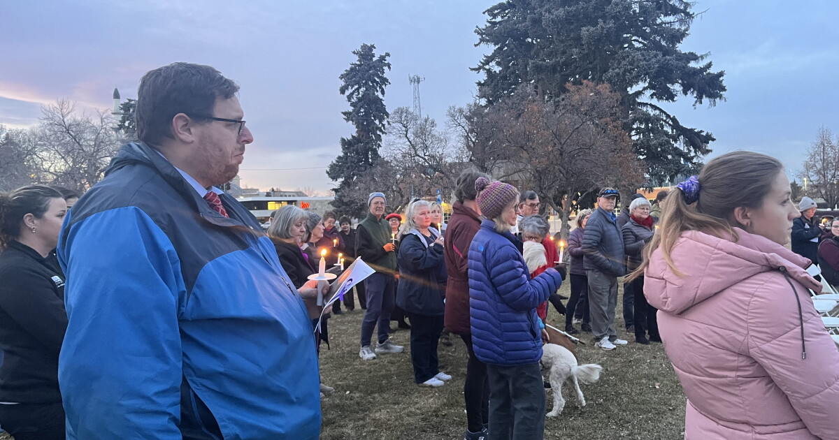 Organizations hold annual longest night memorial - Vimarsana News