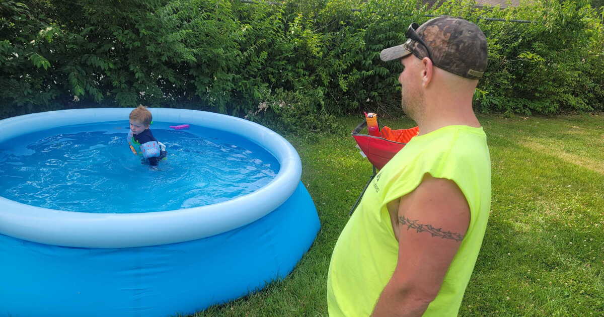 Following toddler's near-drowning, experts urge parent supervision at pools - Vimarsana News