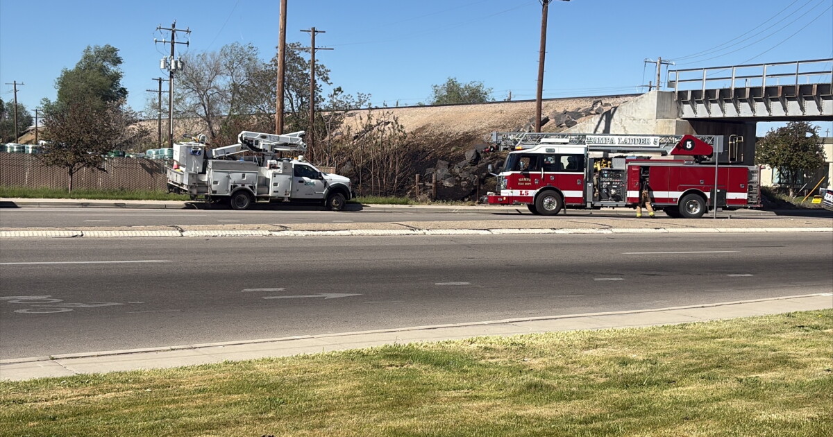 High winds knock down power line in Nampa, sparking brush fire
