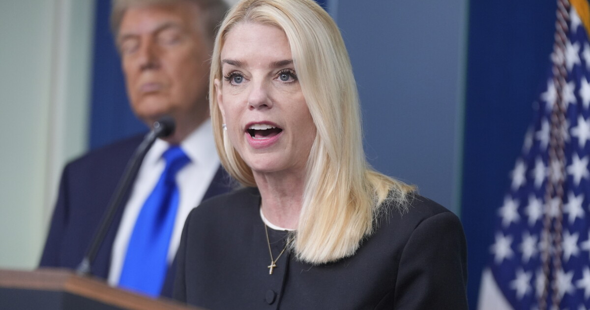Trump Administration Threatens Sanctuary Cities with Funding Cuts