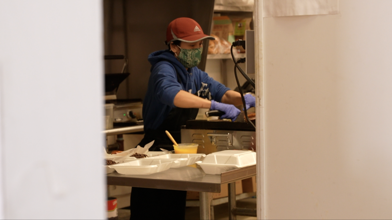 Jose's Cuban Sandwich and Deli gives free meals