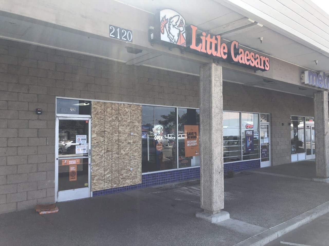 Santa Maria Police said they arrested a man after he broke the window of Little Caesar's Thursday night. The customer was upset he wasn't allowed inside the business without a mask, according to officials.