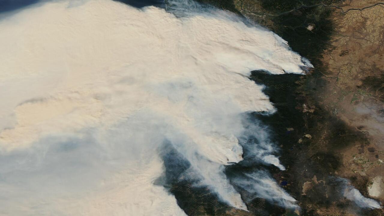 Satellite wildfire detection