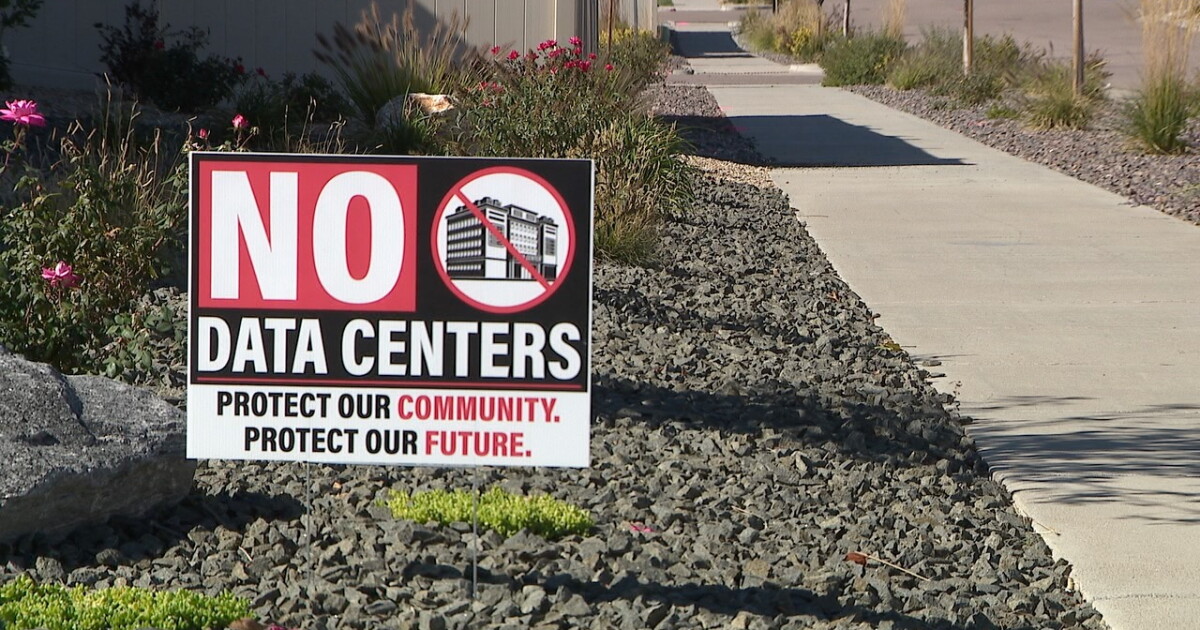 Aurora City Council halts effort to reconsider a data center moratorium amid Trident data center fight