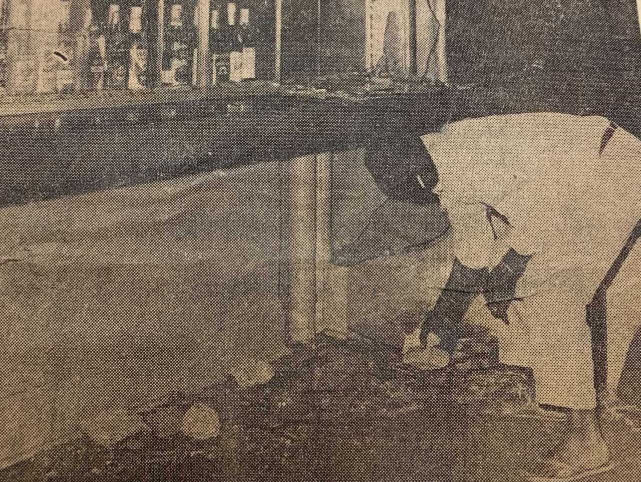 Bob Stigers store manager cleans.jpeg