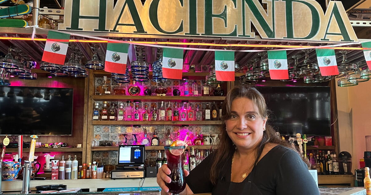 Hispanic restaurant owner's dreams come true - Vimarsana News