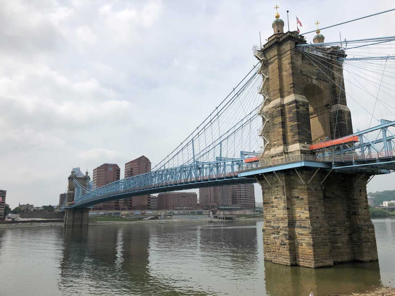 roebling_bridge_cloudy.jpg
