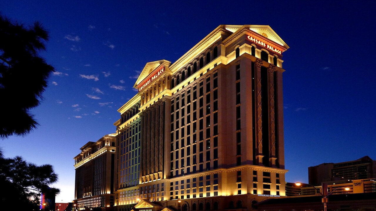 caesars announced as official sponsor of the nfl