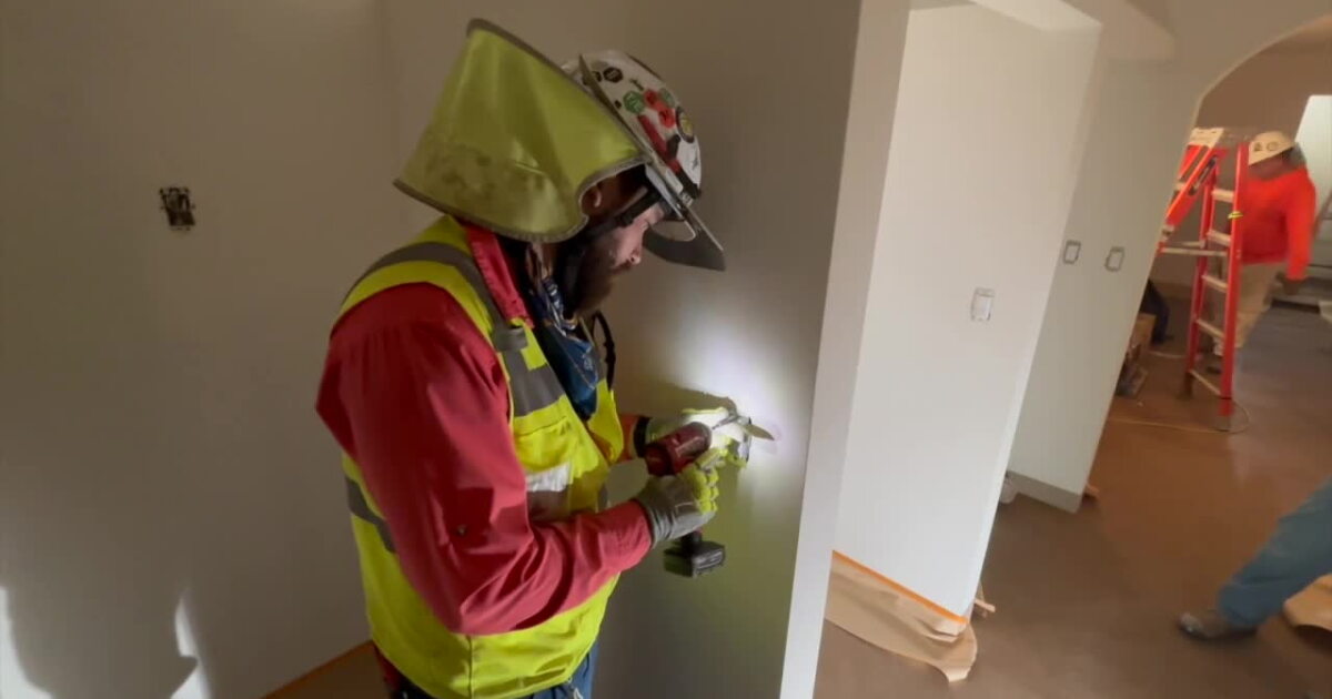 WATCH: Arizona construction crews get to work to create healing spaces for kids