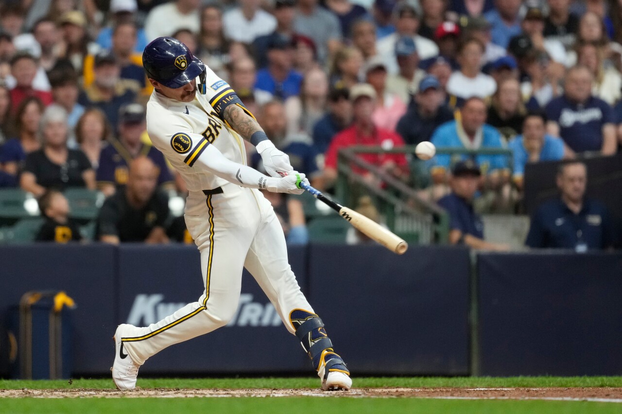 Pirates Brewers Baseball