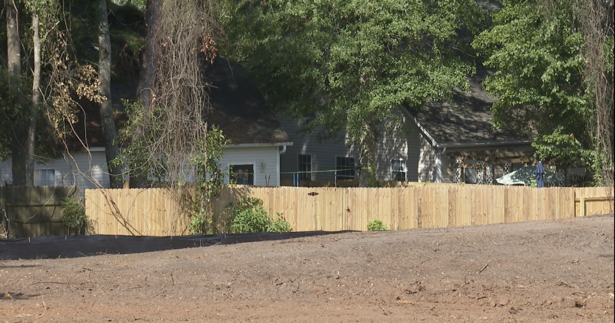 Northside Shoppes construction at Velda Dairy Road draws concerns from neighbors