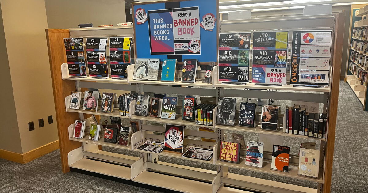 Lexington Public Library celebrates Banned Book - Vimarsana News