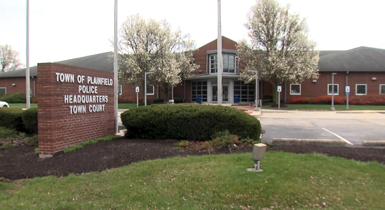 plainfield police.jpg