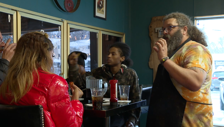 Kids learning from Tom