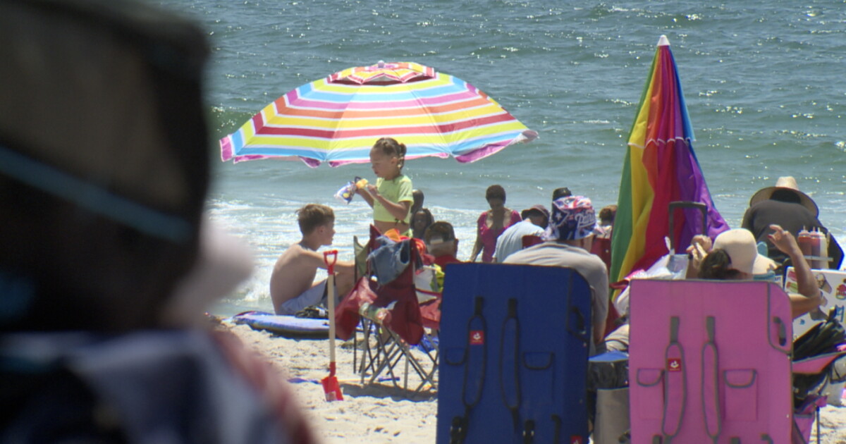Coastal flooding warning issued for San Diego as high tide expected tonight