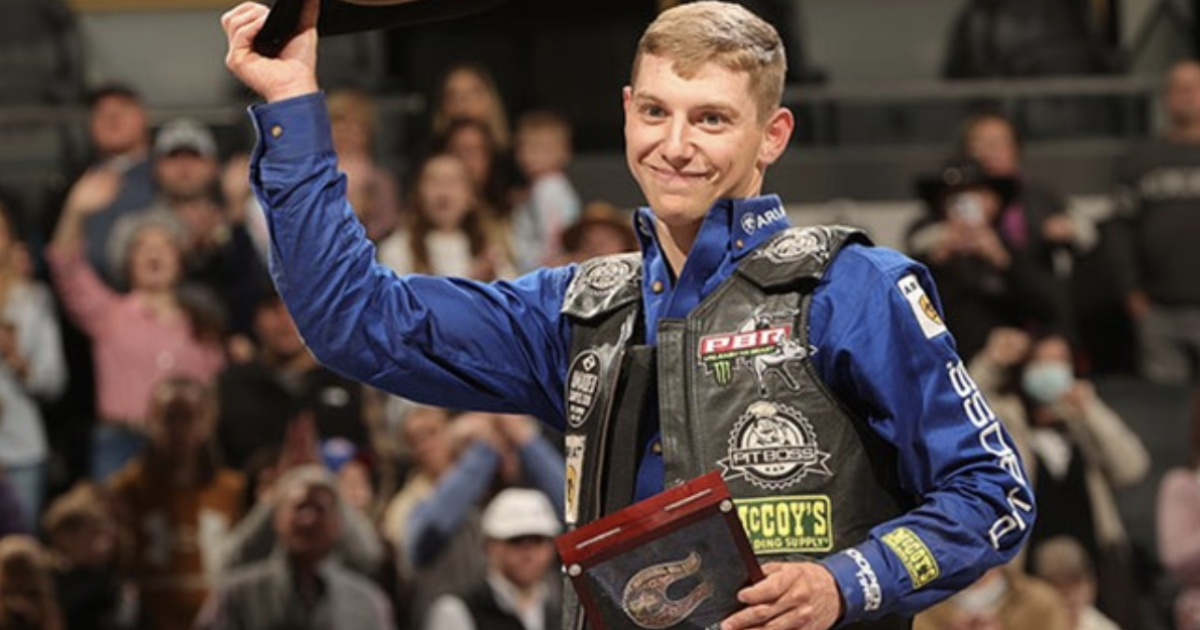 Mason Taylor wins PBR's 2025 season opener at Indianapolis
