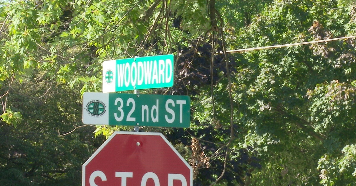 Wyoming Police: 1 boy dead, another injured in overnight shooting - Vimarsana News