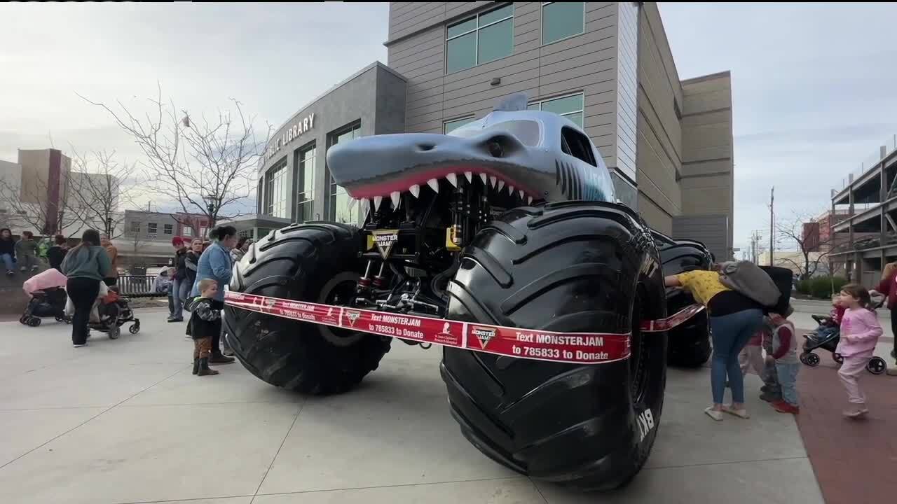 Monster Jam driver comes from circus royalty