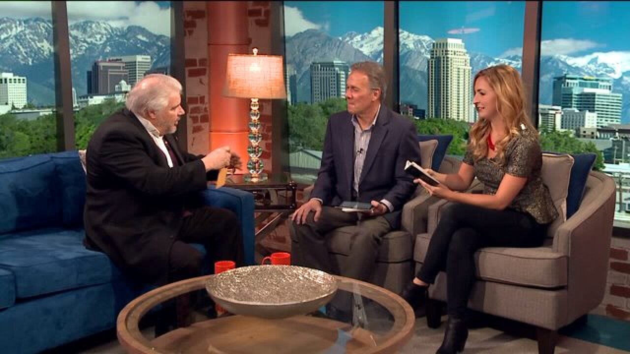 Mind blowing magic tricks with Lance Nielsen