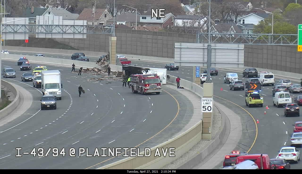 I-43 in the Plainfield Curve/S. 6th St. 