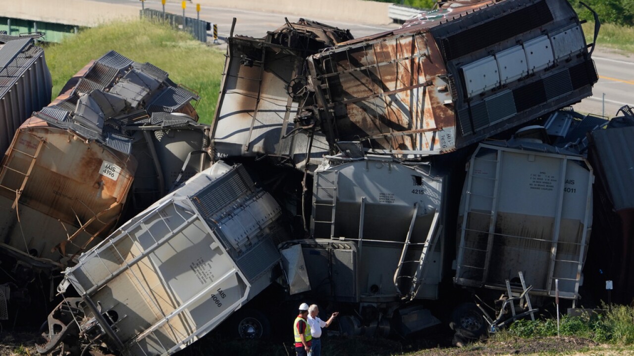 APTOPIX Iowa Train Derailment