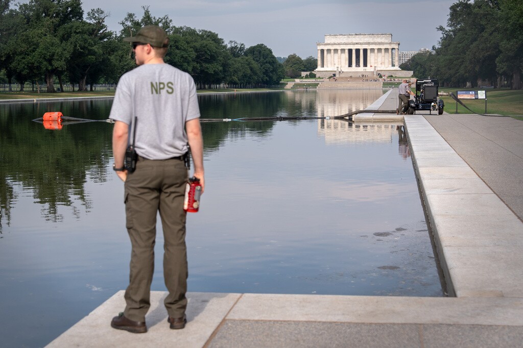 Trump Reflecting Pool Park Service