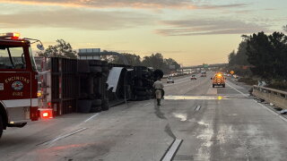 semi truck .jpeg