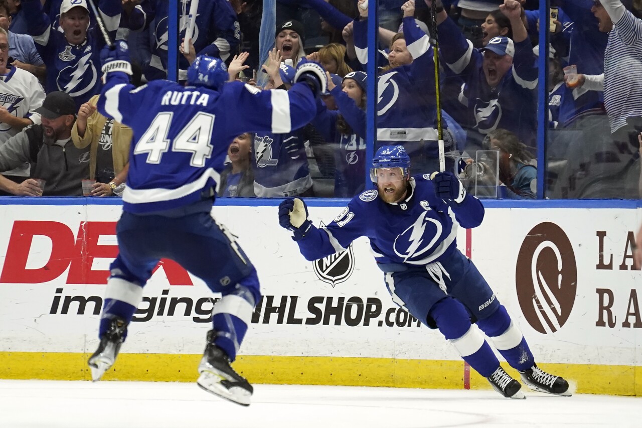 Tampa Bay Lightning center Steven Stamkos celebrates goal with defenseman Jan Rutta in Game 6 of NHL Eastern Conference finals, June 11, 2022