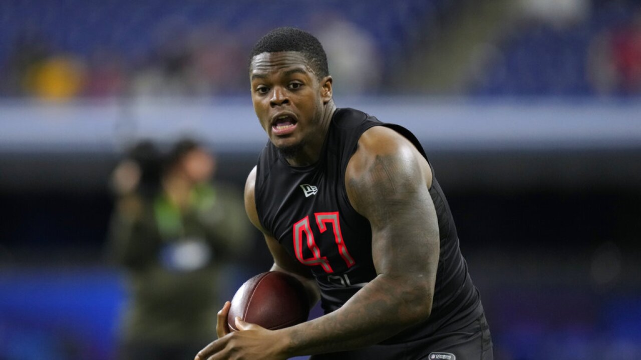 Cleveland Browns select DE Isaiah Thomas from Oklahoma in 2022 NFL Draft