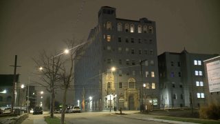 Man charged in murder outside midtown KCMO apartment building