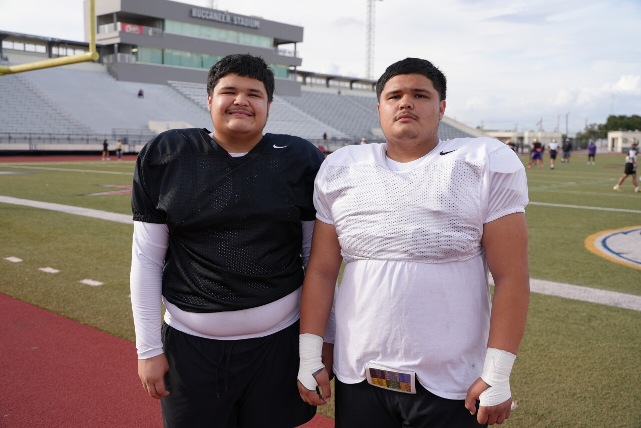 Miller football juniors Matthew and Sean Munguia