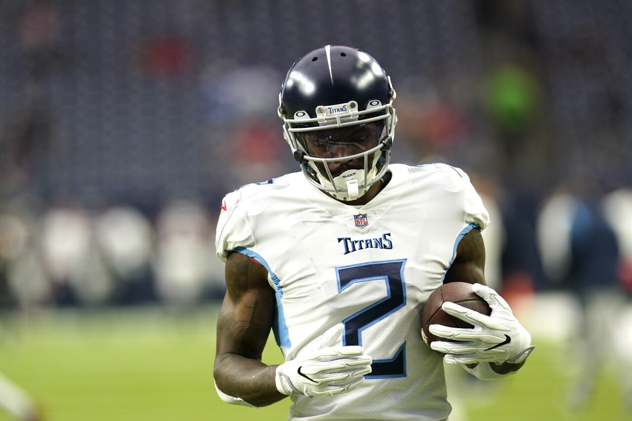 Tennessee Titans receiver Julio Jones during warmups before game, Jan. 9, 2022