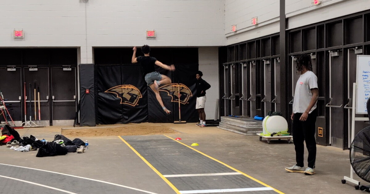 Titans' Rivers leaps into record books; named indoor field athlete of ...