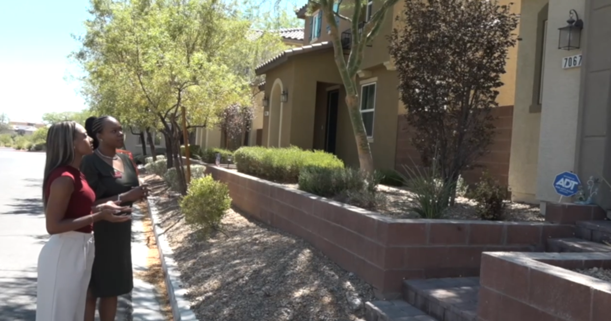 Mountain's Edge homeowner questions HOA after receiving notice to repaint her home