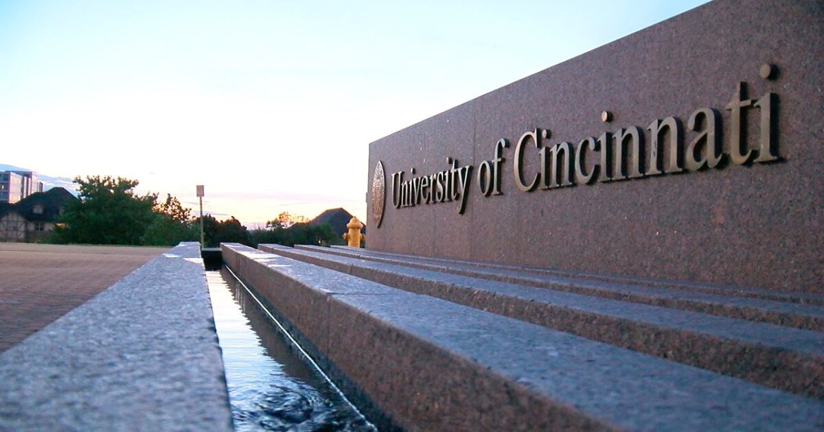 University Of Cincinnati Starts Class With Record Breaking Enrollment For 7th Straight Year