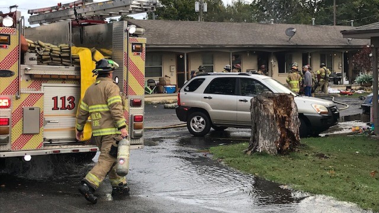 Emergency crews respond to midtown apartment complex fire