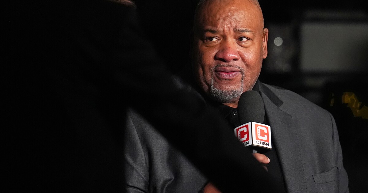 Stacey King, longtime Bulls broadcaster who played