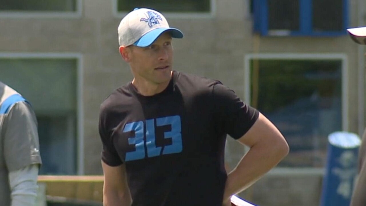 Lions OC Ben Johnson named finalist for NFL assistant coach of year