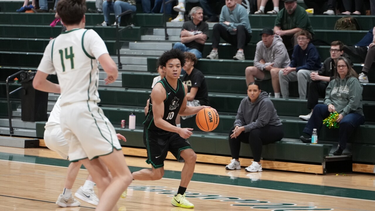 St Mary's Basketball Jeremiah Starr