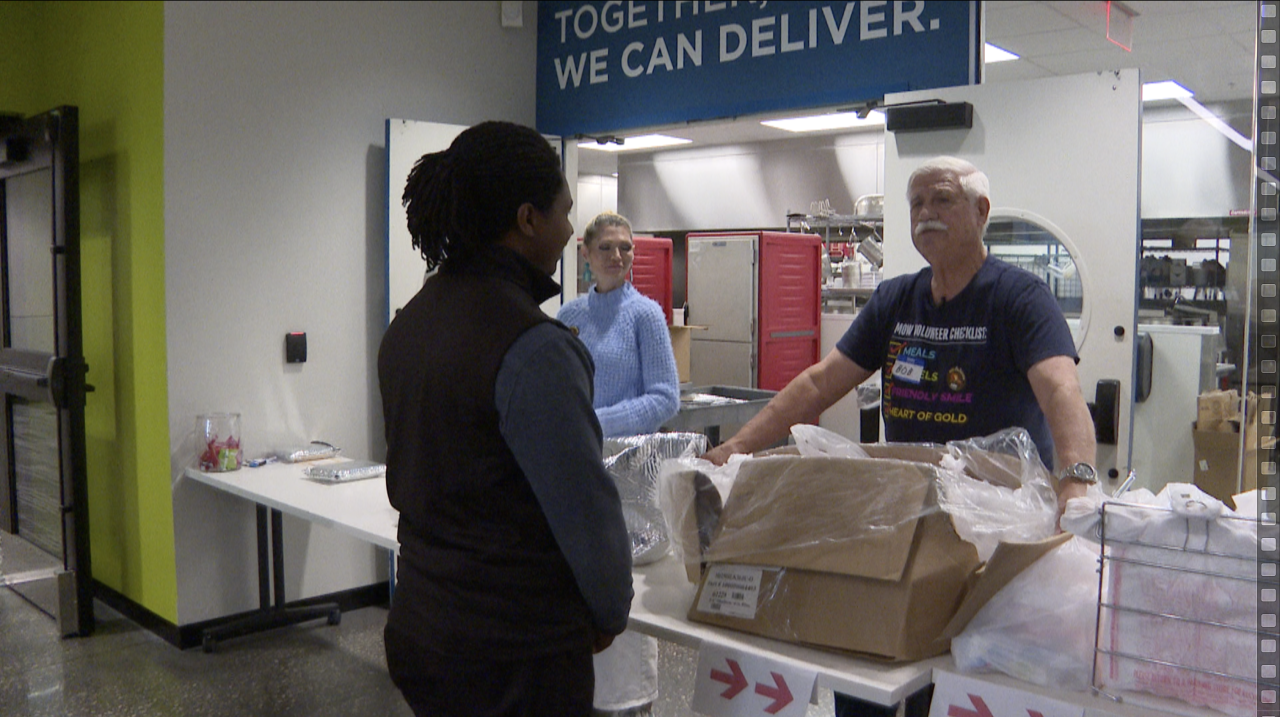 two shot Bob soerries: volunteer